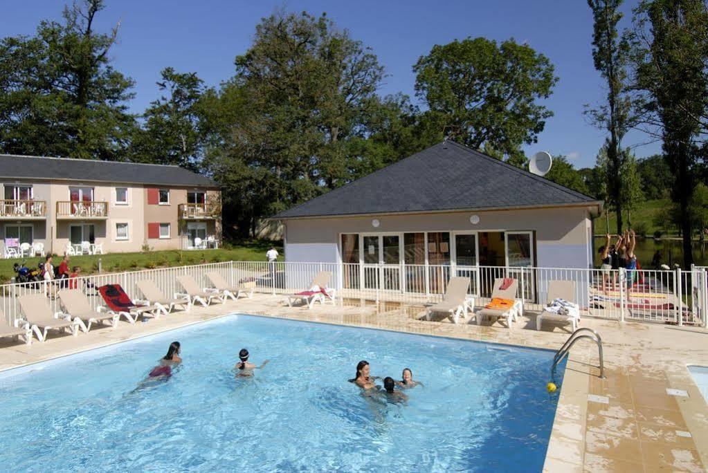 Residence Odalys Le Hameau Du Lac Rignac  外观 照片